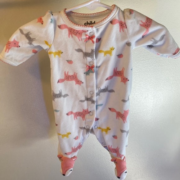 Carter's Other - Preemie Baby Girl Sleep outfits and pajamas